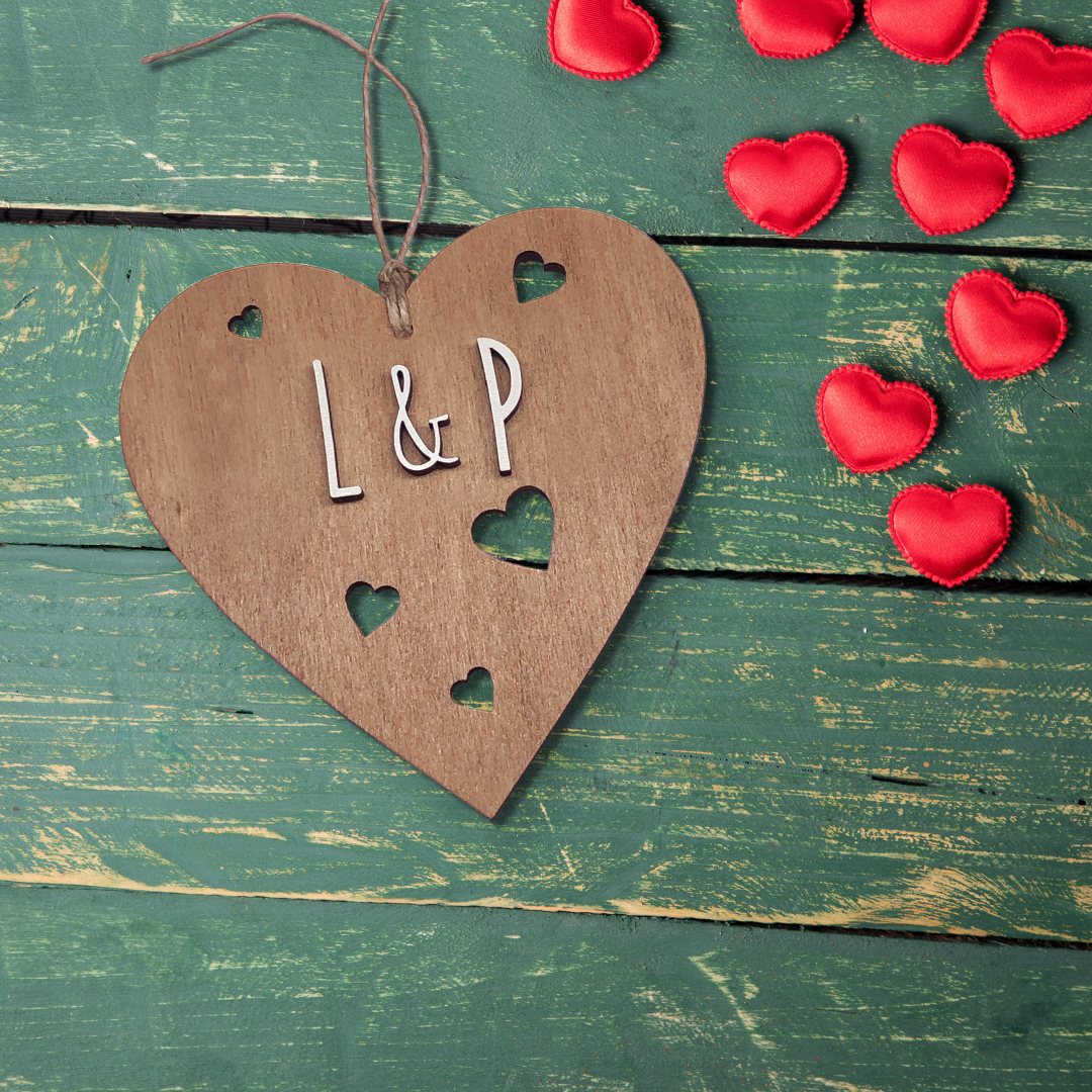 Corazón Personalizado de Madera San Valentín.